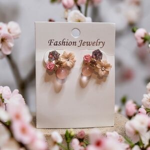 10 /$10 New custom earrings